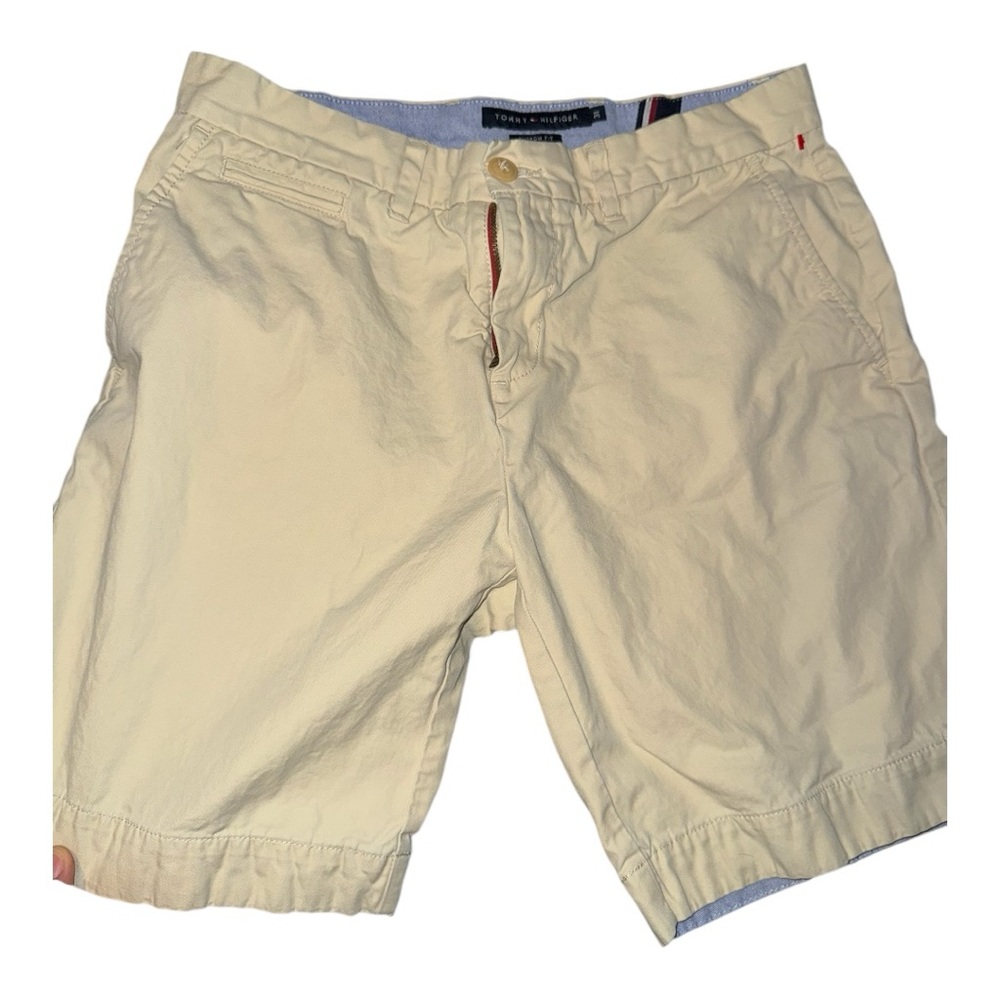 Tommy Hilfiger Men's Cream Flat Front Shorts